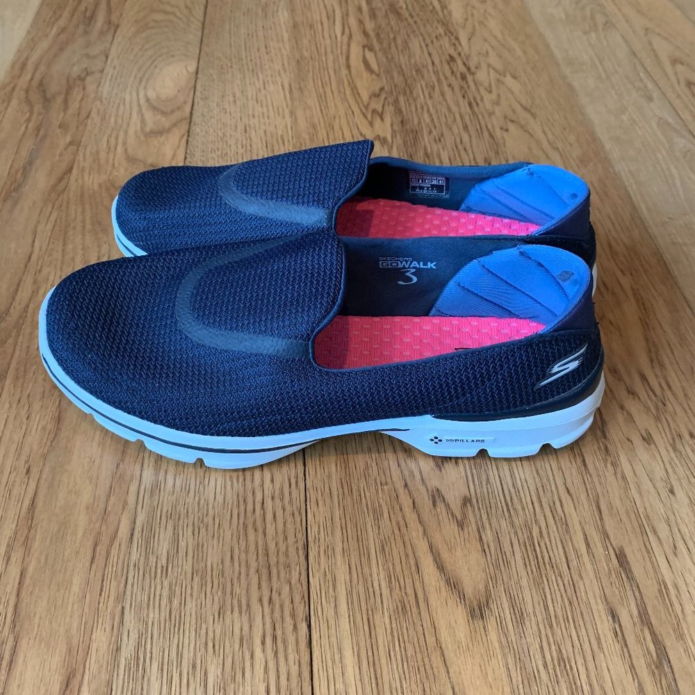 Skechers GoWalk 3 with Goga Mat Technology Navy Blue Walking Shoes - Size 11
